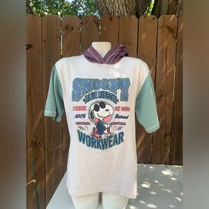 Vintage 90s Snoopy hooded T-shirt size Large RN61063.
